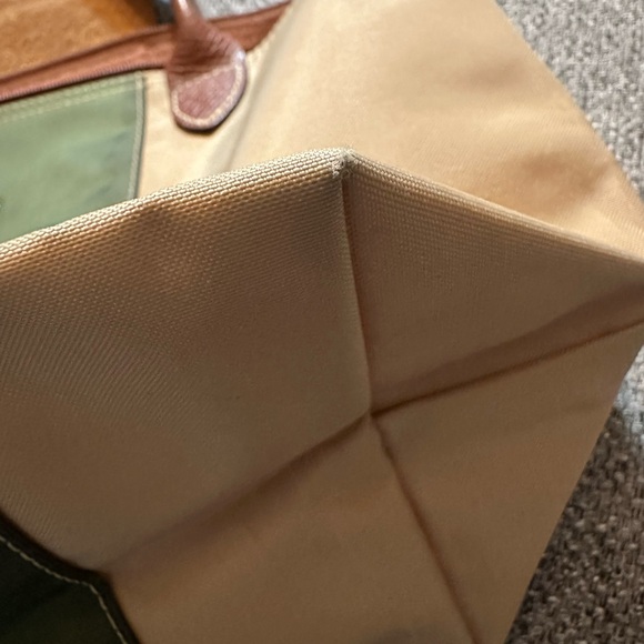 Longchamp mini Elegant Tan and Green Tote Bag - Picture 7 of 14